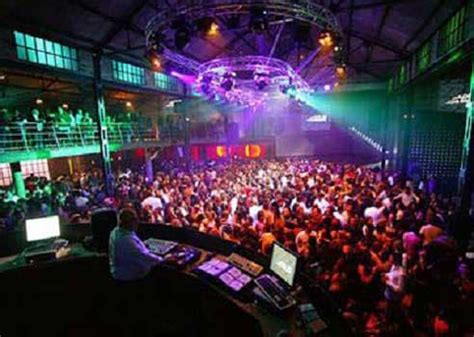 disco gay malaga|Malaga Gay Bars & Clubs Guide 2025